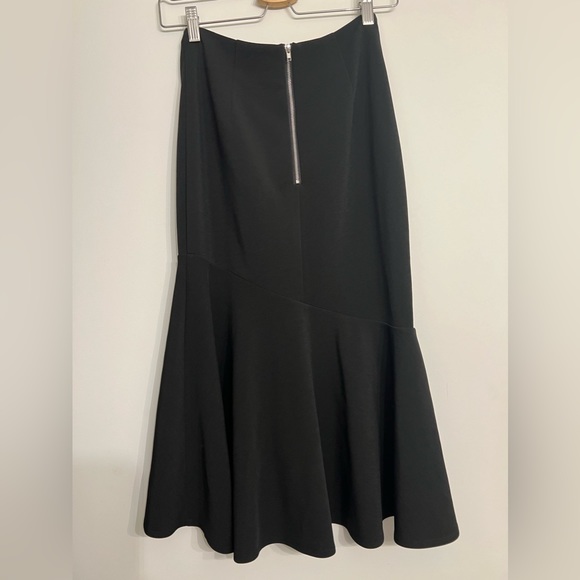 Forcast - Size AU 6 - black asymmetrical ruffle skirt - Picture 6 of 8